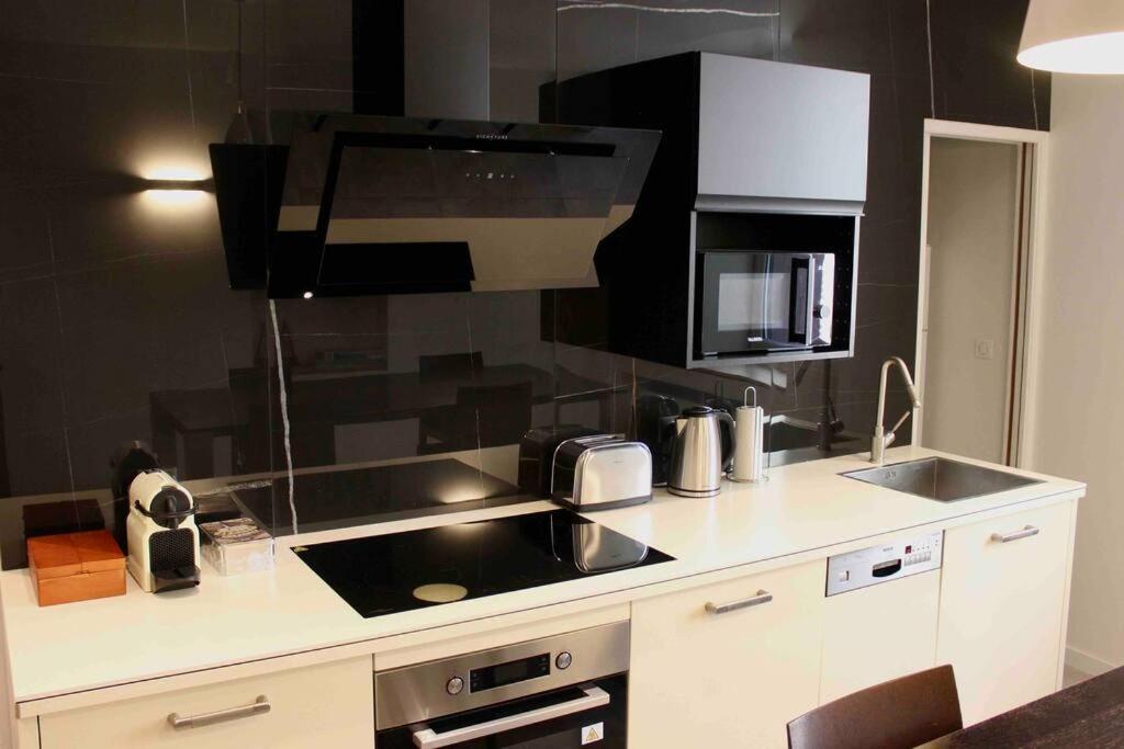 Apartamento Le Grenoblois - Hypercentre Grenoble Exterior foto